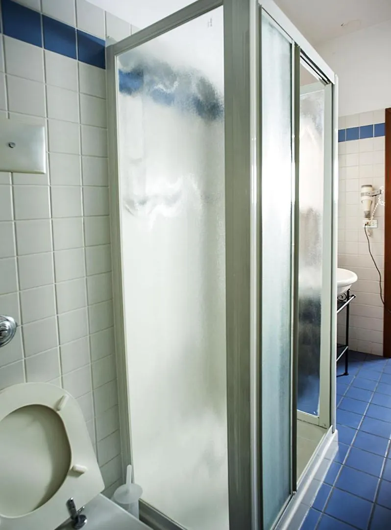 Residence Porta Saragozza Болонья