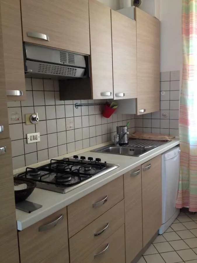 בולוניה Residence Porta Saragozza 0*,  איטליה