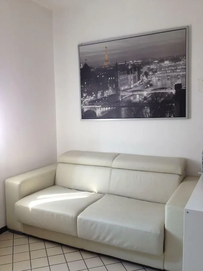 בולוניה Residence Porta Saragozza 0*,  איטליה